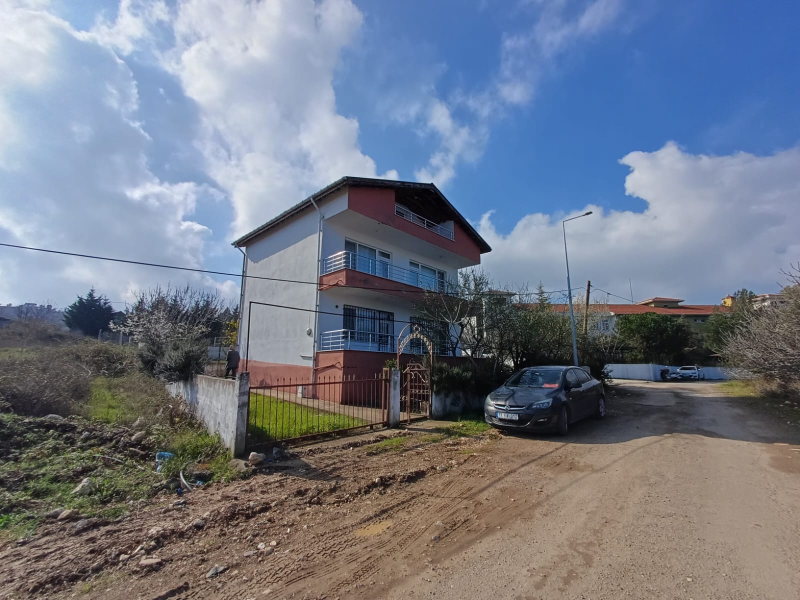 HARİKA DENİZ MANZARALI TRİPLEKS