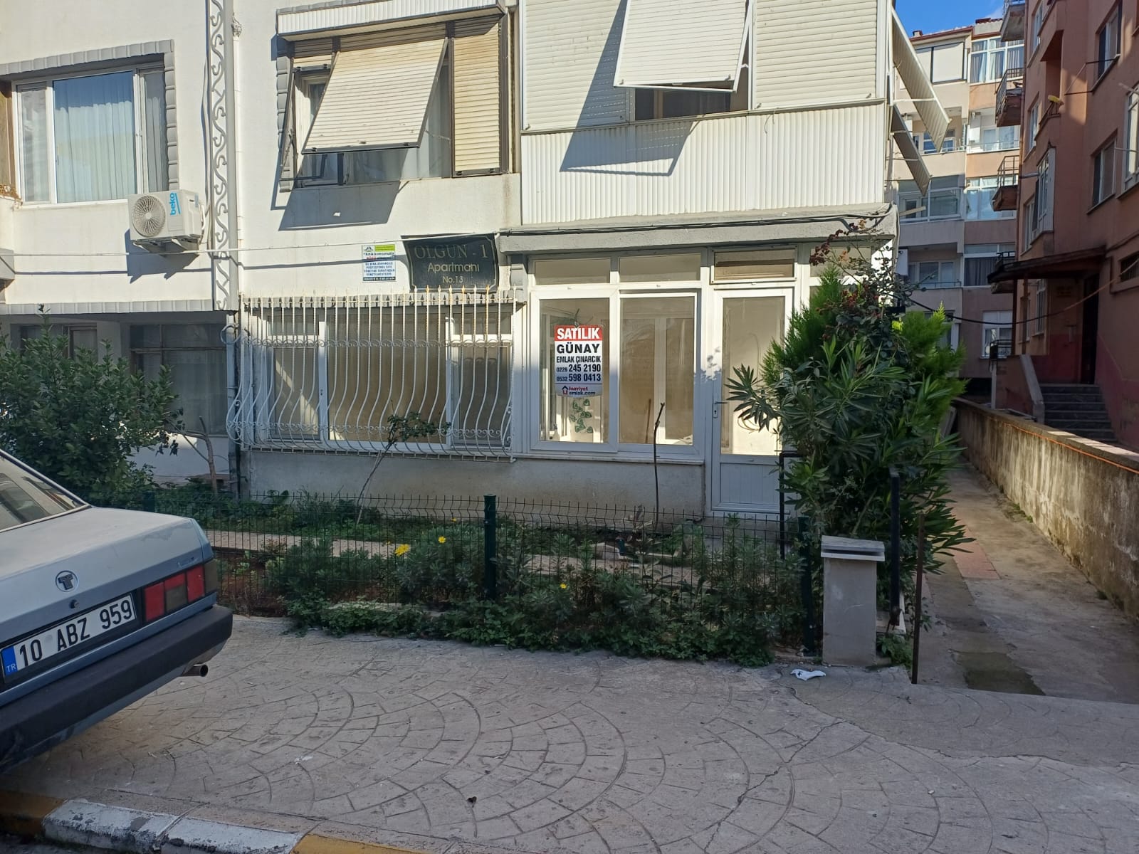 ÇINARCIK MERKEZDE TAŞLİMAN MAHALLESİNDE 1+1 DAİRE